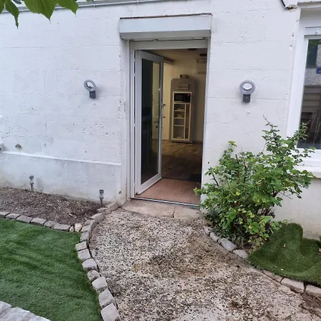 Hébergement de vacances Le Nid De - Grand, Confortable Et Calme *